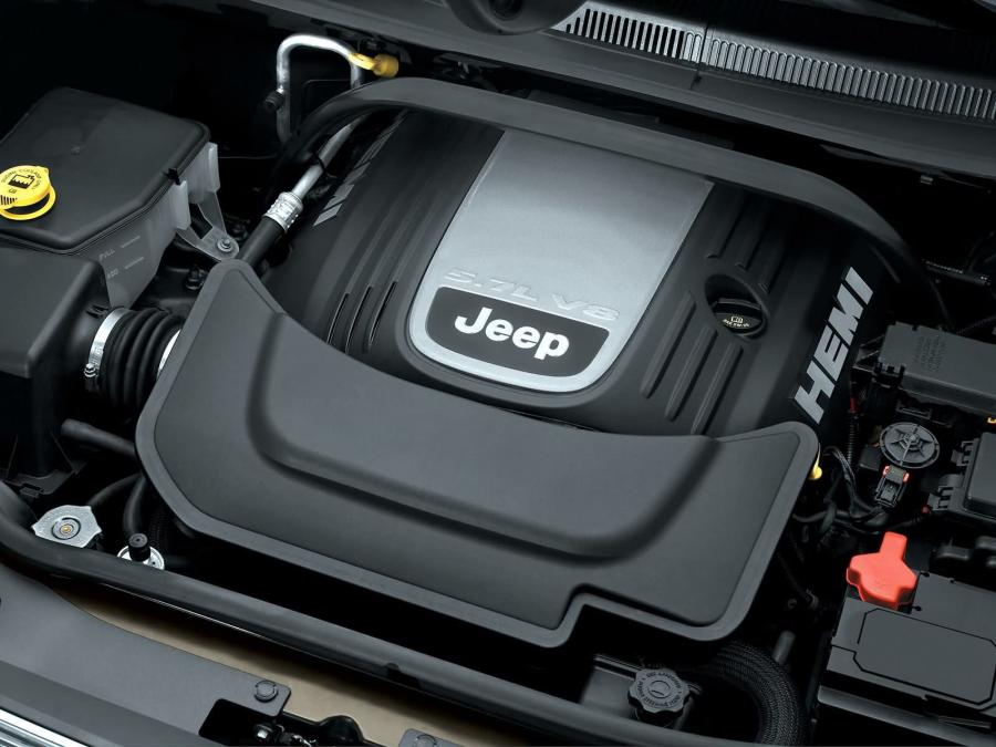  Jeep Commander 4x4 Limited 5.7 HEMI 2006 года  (фото 7 из 30)